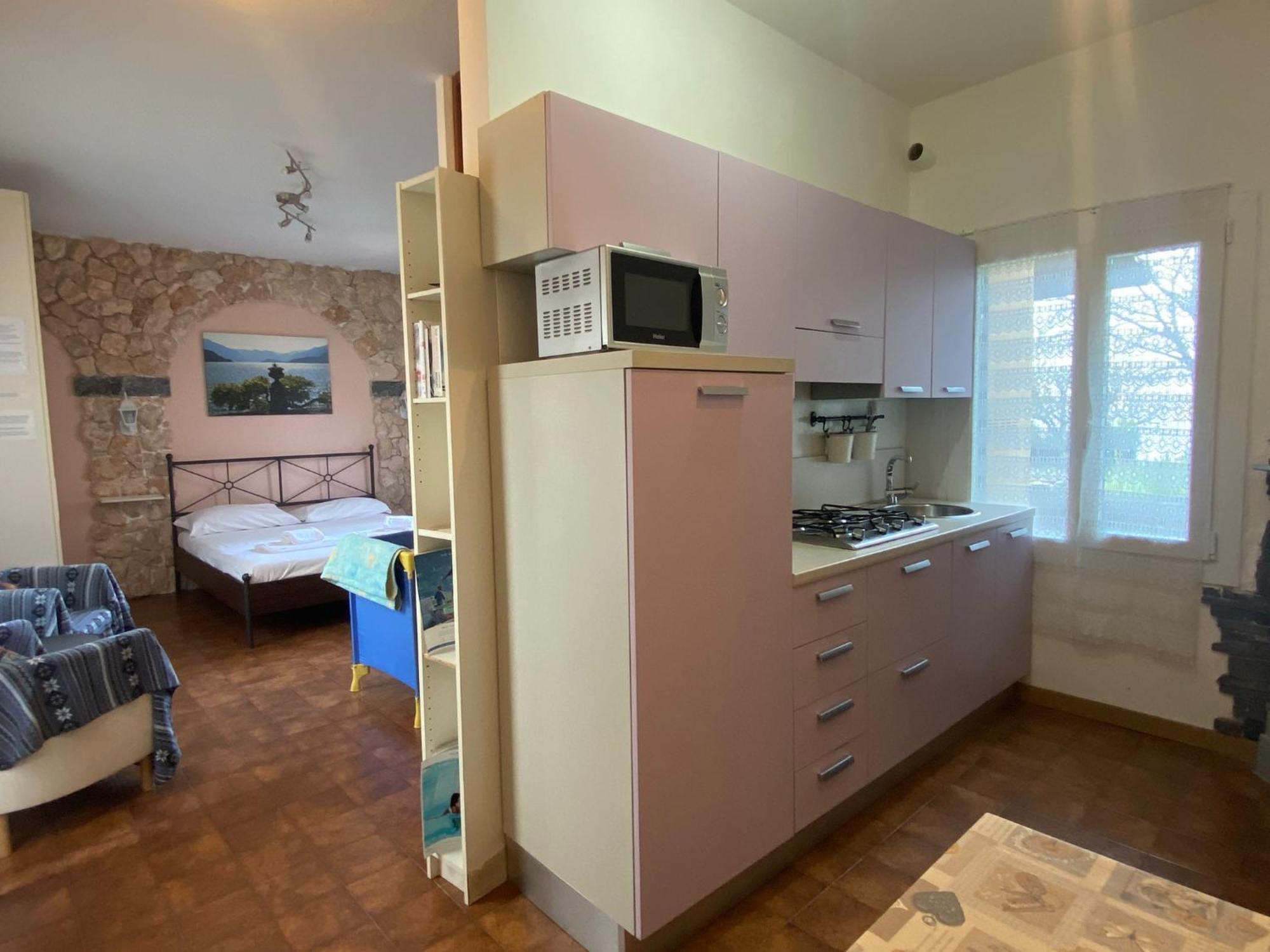 The Lovers - Independent Little House With Garden Villa Argegno Esterno foto